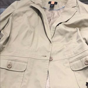 Khaki suit pants are a 16 the jacket is a 18